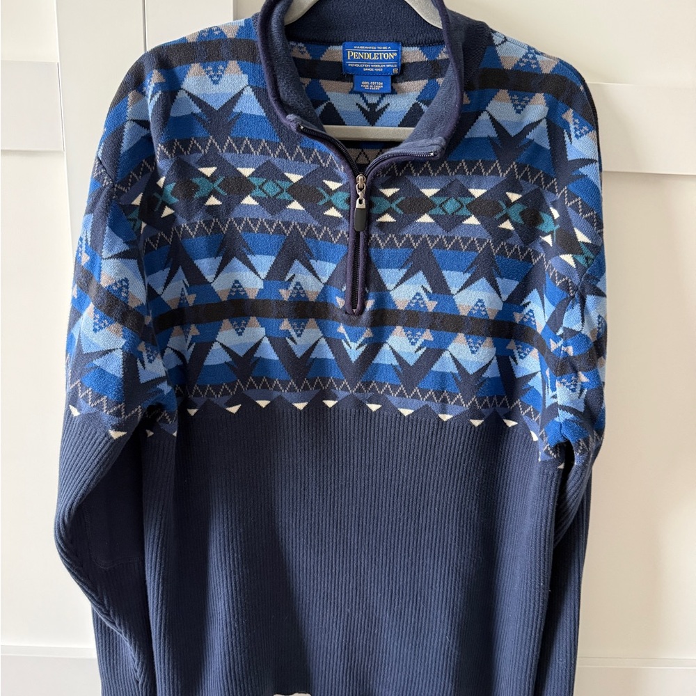 Pendleton Men's Blue Patterned Sweater XL